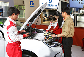 宝马8速变速箱值液力变矩器